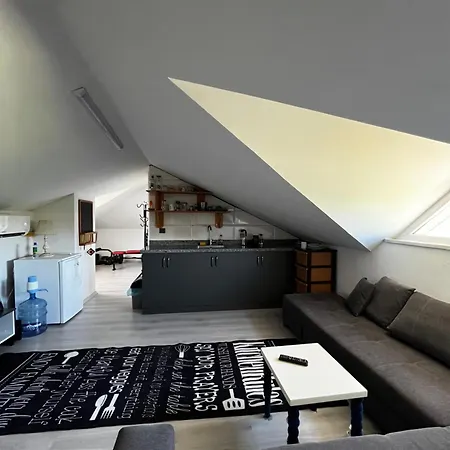 Villa Kirevi 2 - Airport Appartement *