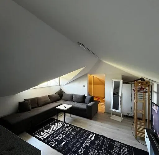 Kirevi 2 - Airport Appartement *