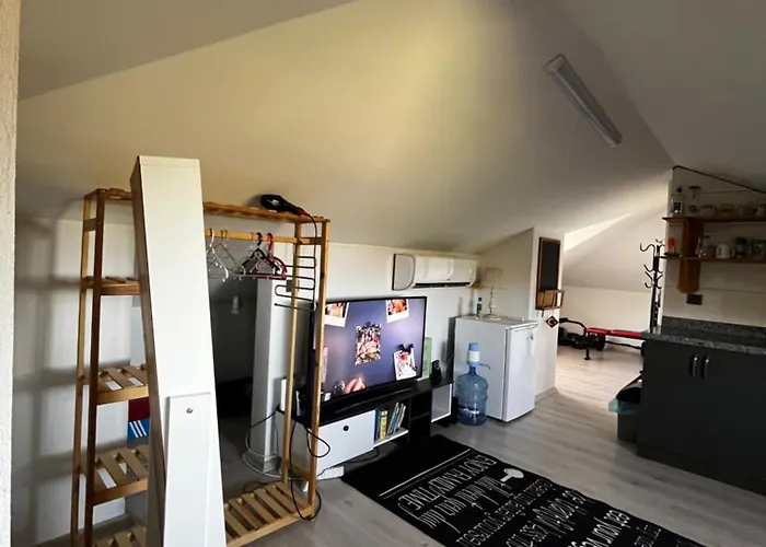 Kirevi 2 - Airport Appartement *