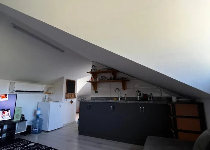 Kirevi 2 - Airport * Ортаджа