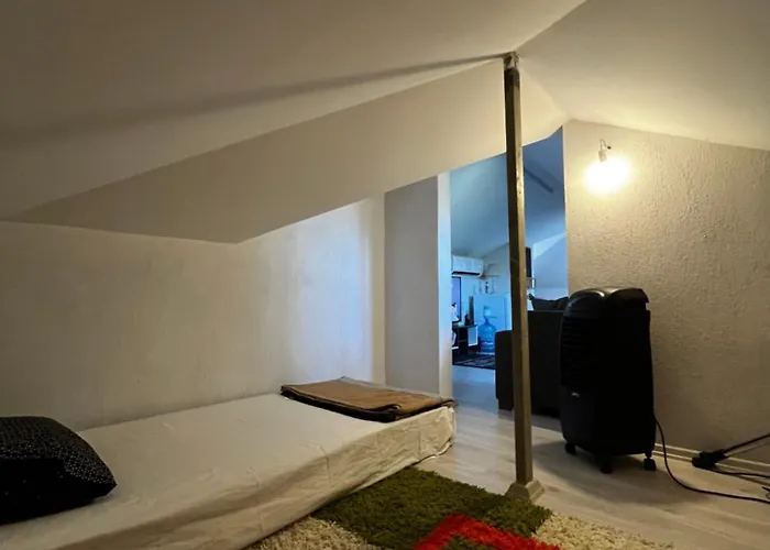 Kirevi 2 - Airport Ортаджа